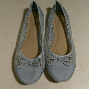 Madeline stuart light blue lace flats
